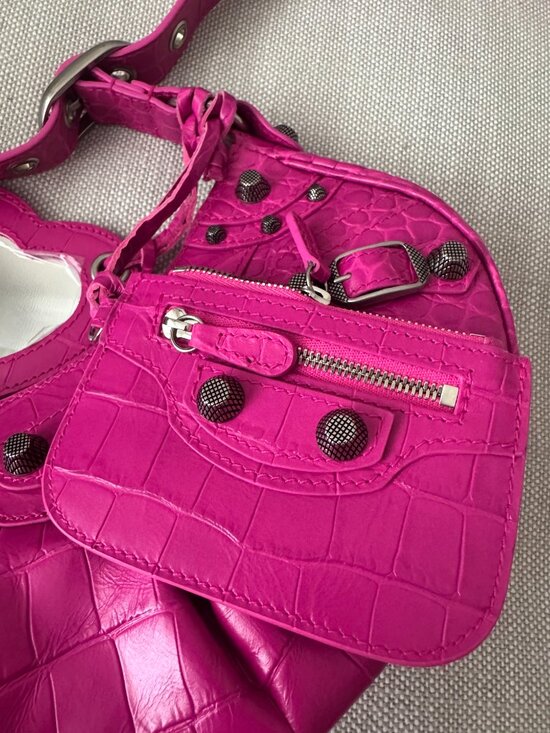 🔥 Balenciaga Le Cagole XS Croc Embossed Shoulder Bag – Hot Pink – BNWT 🔥 - Picture 12 of 16
